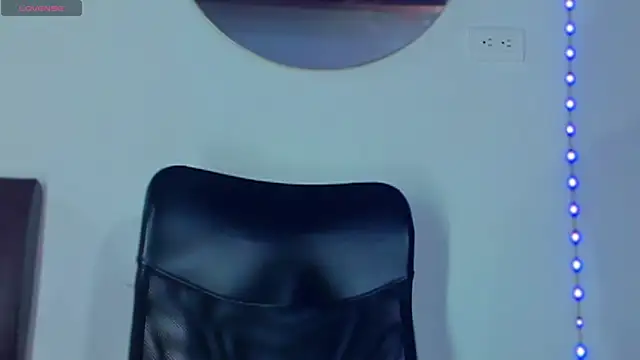 MikeRoss7777 online show from 02-06-25, 03:16