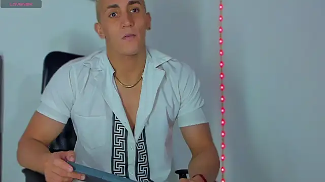 MikeRoss7777 online show from 02-24-25, 03:44