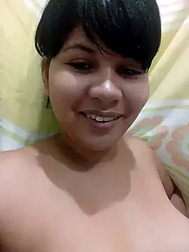 Snapshot of Yara0k chatting on 01-13-25, 11:30 Yara0k online show from 01-13-25, 11:30