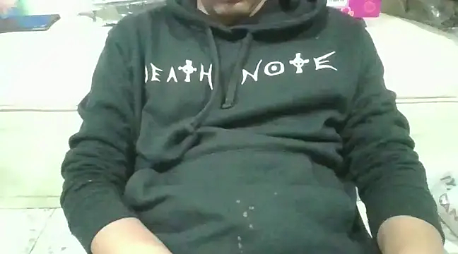 Snapshot of angeljz4 chatting on 01-07-25, 04:18 angeljz4 online show from 01-07-25, 04:18