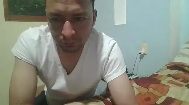 Snapshot of angeljz4 chatting on 03-12-25, 05:24 angeljz4 online show from 03-12-25, 05:24