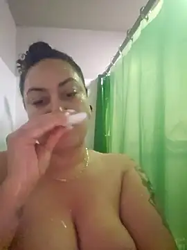 honeeyyy pot online show from 12-18-24, 07:58