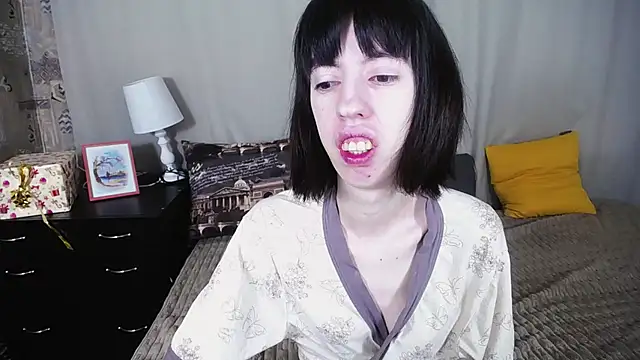 Snapshot of Unusual_G chatting on 02-03-25, 06:13 Unusual G online show from 02-03-25, 06:13