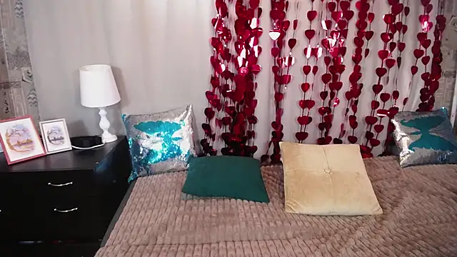 Snapshot of Unusual_G chatting on 02-22-25, 12:29 Unusual G online show from 02-22-25, 12:29