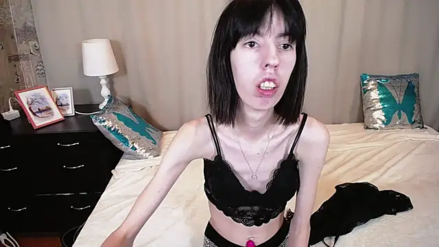 Snapshot of Unusual_G chatting on 03-15-25, 06:03 Unusual G online show from 03-15-25, 06:03