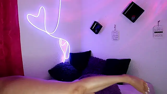 Snapshot of agatha_lovee chatting on 03-07-25, 06:11 agatha lovee online show from 03-07-25, 06:11