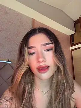 Arianavillada online show from 04-14-26, 03:34