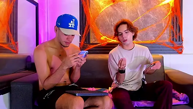 liam genner  online show from 10-23-25, 08:18