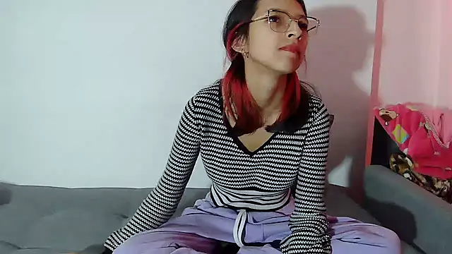 Katalleya jyj online show from 01-22-25, 02:46