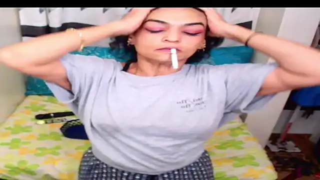 Indian Blaze00 online show from 02-12-26, 09:43