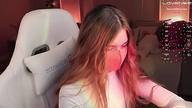 Frau Lina online show from 12-08-24, 05:22