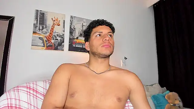 Snapshot of Curlblue chatting on 01-20-25, 03:48 Curlblue online show from 01-20-25, 03:48