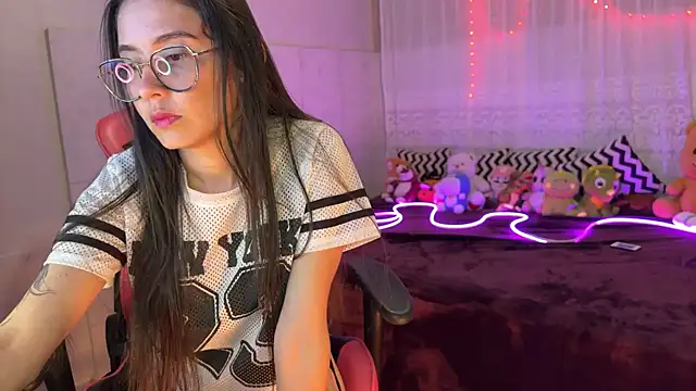 Snapshot of Lua34682 chatting on 10-03-25, 11:13 Lua34682 online show from 10-03-25, 11:13