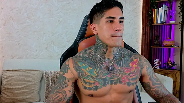 AdanReilly online show from 04-02-26, 09:34