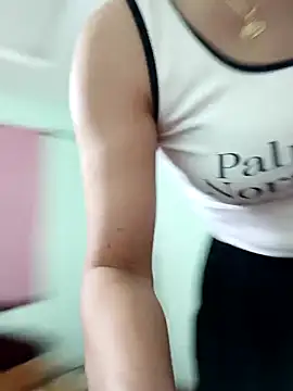 zizi public online show from 09-20-25, 11:50