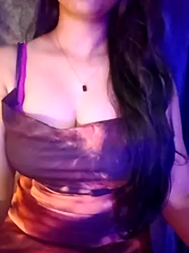 Snapshot of _sunshine- chatting on 12-25-24, 08:07  sunshine- online show from 12-25-24, 08:07