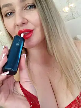 LadyLolyPop  online show from 09-29-25, 04:39