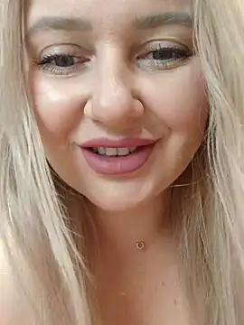 LadyLolyPop  online show from 10-03-25, 12:18