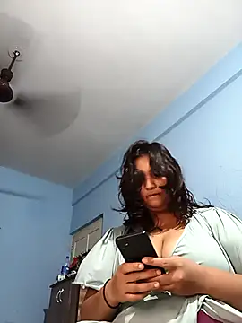 HottyOlly online show from 10-06-25, 12:46