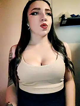 Paudelatorre online show from 10-20-25, 01:28