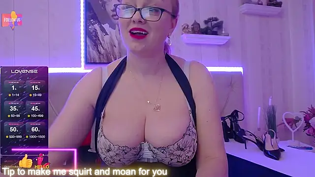 Snapshot of LadyJeen chatting on 01-13-25, 09:30 LadyJeen online show from 01-13-25, 09:30