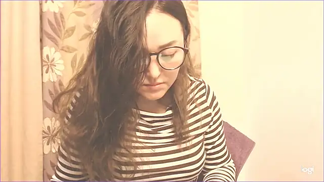 Snapshot of hrnyteacher chatting on 01-06-25, 09:54 hrnyteacher online show from 01-06-25, 09:54