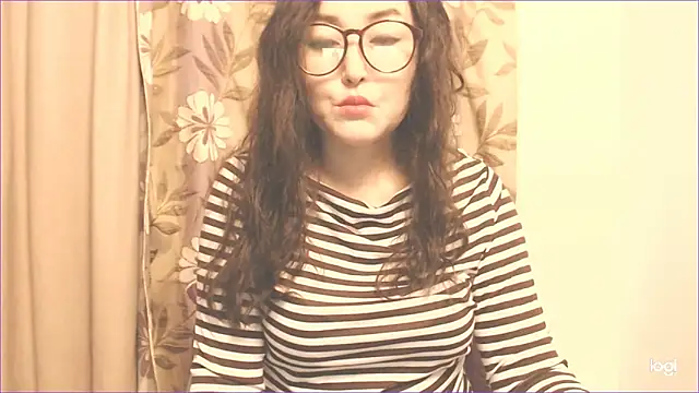 Snapshot of hrnyteacher chatting on 02-12-25, 12:12 hrnyteacher online show from 02-12-25, 12:12