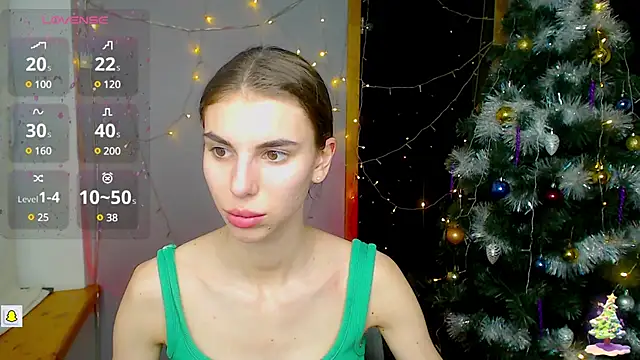 Snapshot of EmmyGreans chatting on 12-17-24, 12:54 EmmyGreans online show from 12-17-24, 12:54