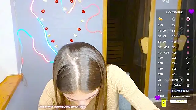 Snapshot of EmmyGreans chatting on 02-12-25, 03:49 EmmyGreans online show from 02-12-25, 03:49