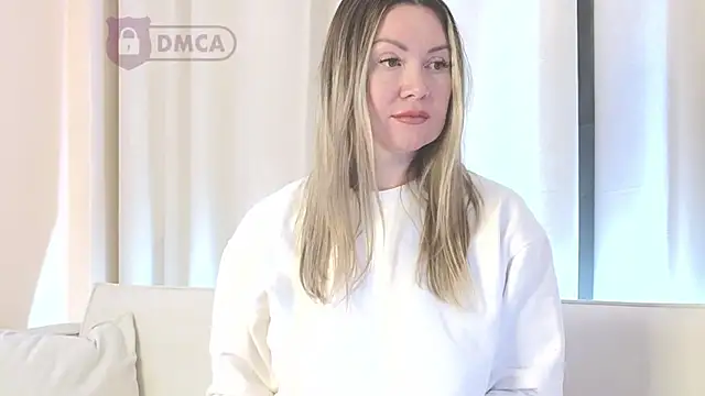 Snapshot of ElleCherry chatting on 03-07-25, 09:59 ElleCherry online show from 03-07-25, 09:59