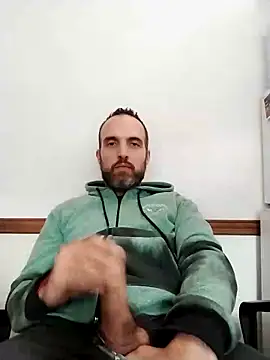 leon3875 online show from 12-05-24, 03:28