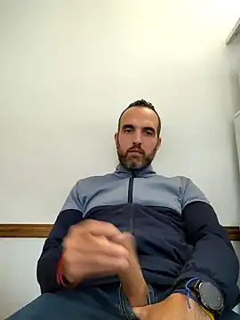 leon3875 online show from 03-05-25, 03:29