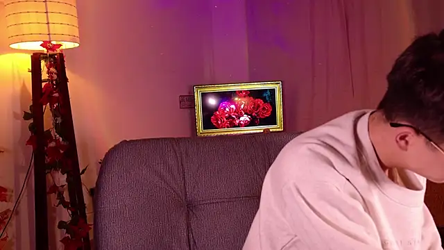 Snapshot of Mr_evan1 chatting on 12-30-24, 01:25 Mr evan1 online show from 12-30-24, 01:25