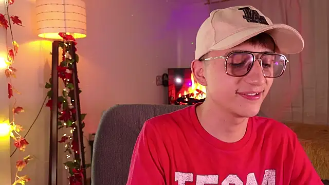 Snapshot of Mr_evan1 chatting on 01-16-25, 03:02 Mr evan1 online show from 01-16-25, 03:02