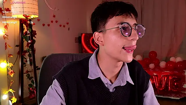 Snapshot of Mr_evan1 chatting on 02-15-25, 02:55 Mr evan1 online show from 02-15-25, 02:55