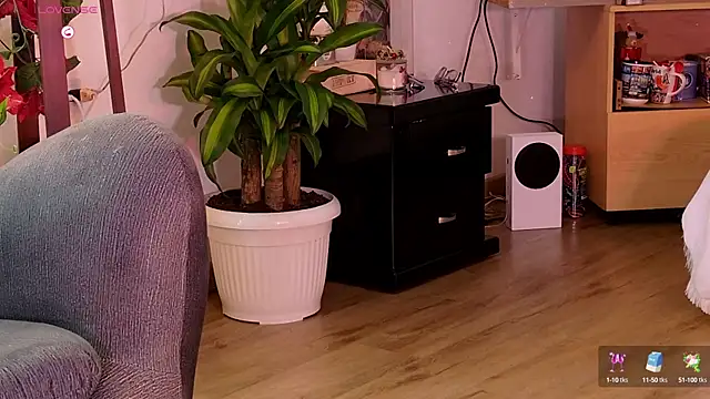 Snapshot of Mr_evan1 chatting on 03-08-25, 04:39 Mr evan1 online show from 03-08-25, 04:39