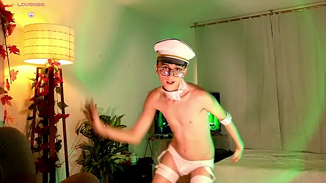 Snapshot of Mr_evan1 chatting on 03-11-25, 05:57 Mr evan1 online show from 03-11-25, 05:57