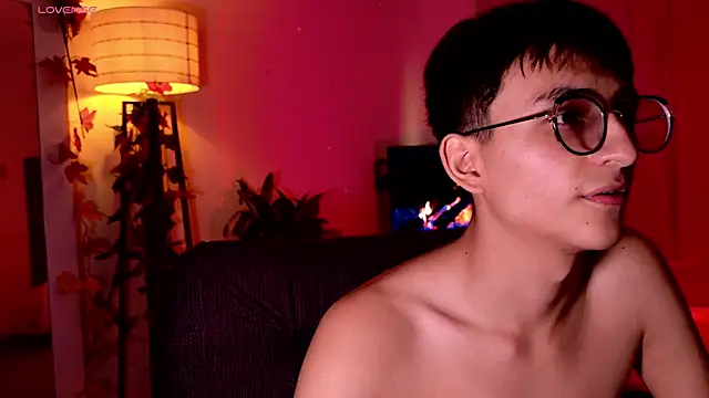 Snapshot of Mr_evan1 chatting on 03-17-25, 06:00 Mr evan1 online show from 03-17-25, 06:00