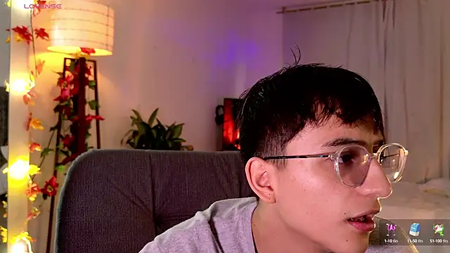 Snapshot of Mr_evan1 chatting on 03-20-25, 01:26 Mr evan1 online show from 03-20-25, 01:26