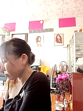 Snapshot of Ana_love2000 chatting on 03-01-25, 08:45 Ana love2000 online show from 03-01-25, 08:45