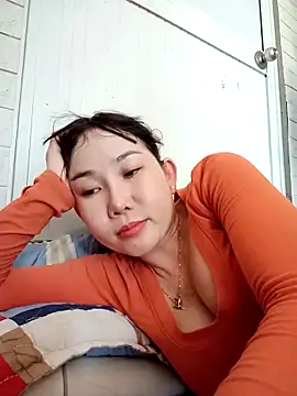 Snapshot of Ana_love2000 chatting on 03-16-25, 07:59 Ana love2000 online show from 03-16-25, 07:59