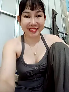 Snapshot of Ana_love2000 chatting on 09-29-25, 12:16 Ana love2000 online show from 09-29-25, 12:16