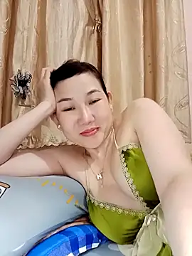 Snapshot of Ana_love2000 chatting on 10-08-25, 02:36 Ana love2000 online show from 10-08-25, 02:36