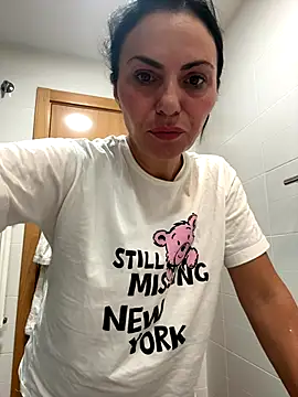 KimKelly13 online show from 10-02-25, 06:42