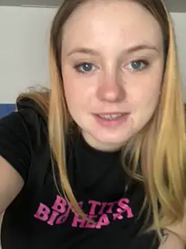 chloetarducci online show from 03-01-25, 04:33