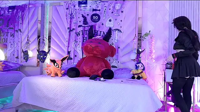 zephirahabney online show from 11-14-25, 03:44