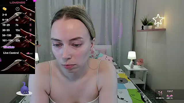 Snapshot of TiffanyBatson chatting on 02-28-25, 12:31 TiffanyBatson online show from 02-28-25, 12:31