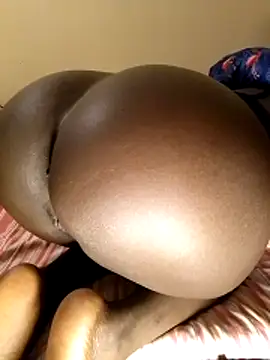 Misskhalifa  online show from 11-15-25, 12:19