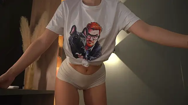 -Snowwwy- online show from 03-17-25, 02:12