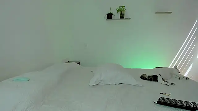 Lilabril online show from 01-13-25, 05:23